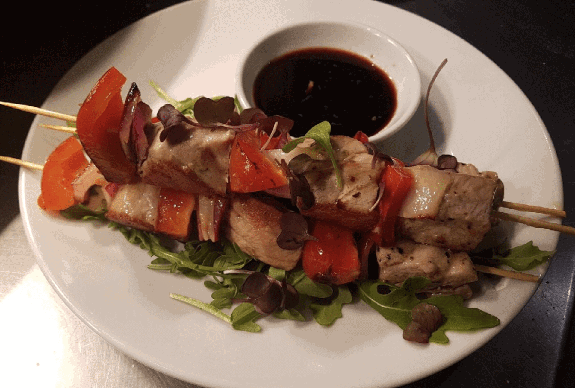 ‘Going gangbusters’ Ulladulla restaurant’s winning seafood formula